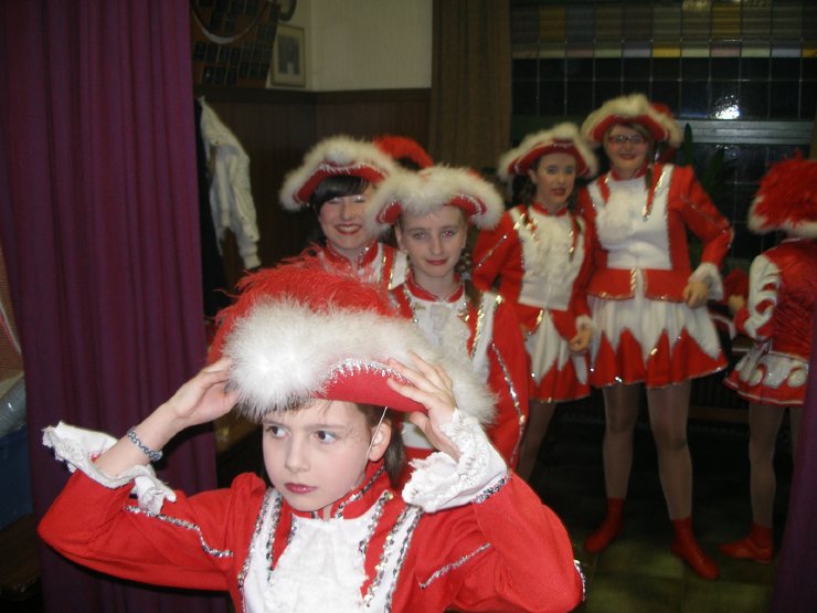 KG IWW 2009 Dreigestirn-Ball (1).jpg